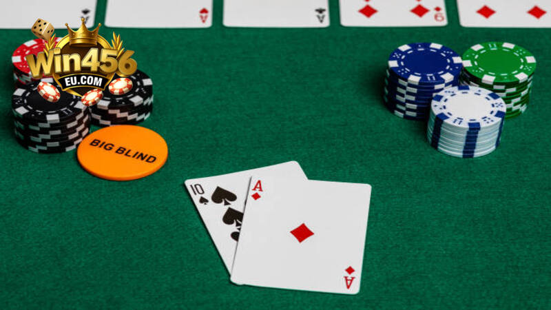 Đặt cược Tài xỉu online Win456 với dealer xinh đẹp